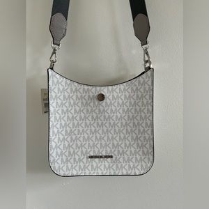 Small Michael Kors cross body purse